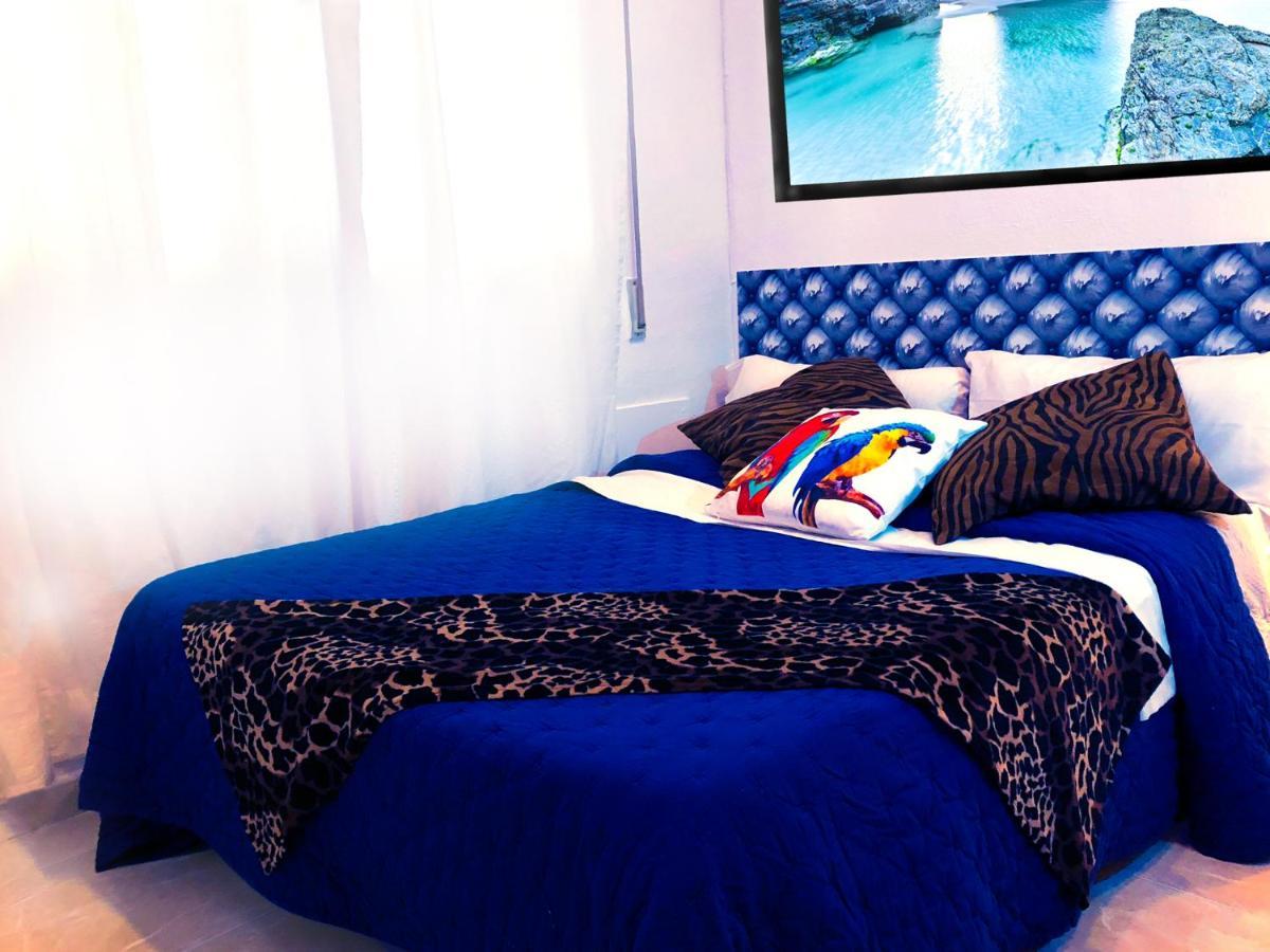 Bed and Breakfast La Reina De Gran Via - Parking Tph Madrid Exterior foto